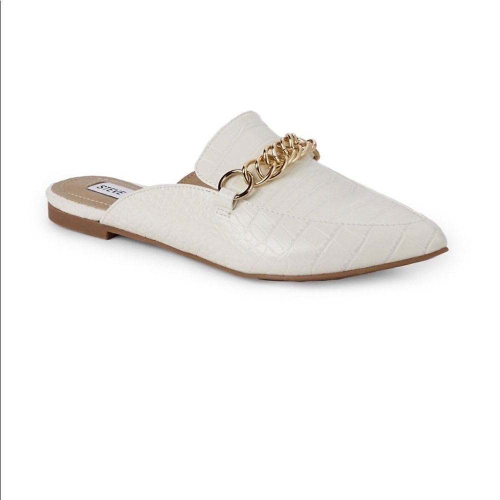 Steve Madden “Chain Mule” in the color: white croc size :8M